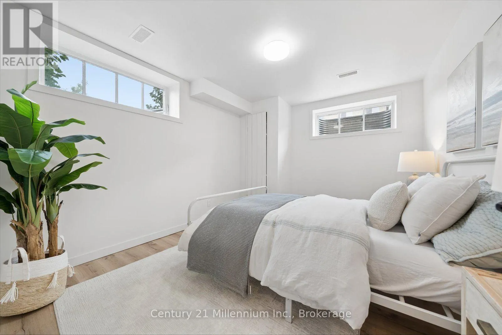 1 SPENCER STREET