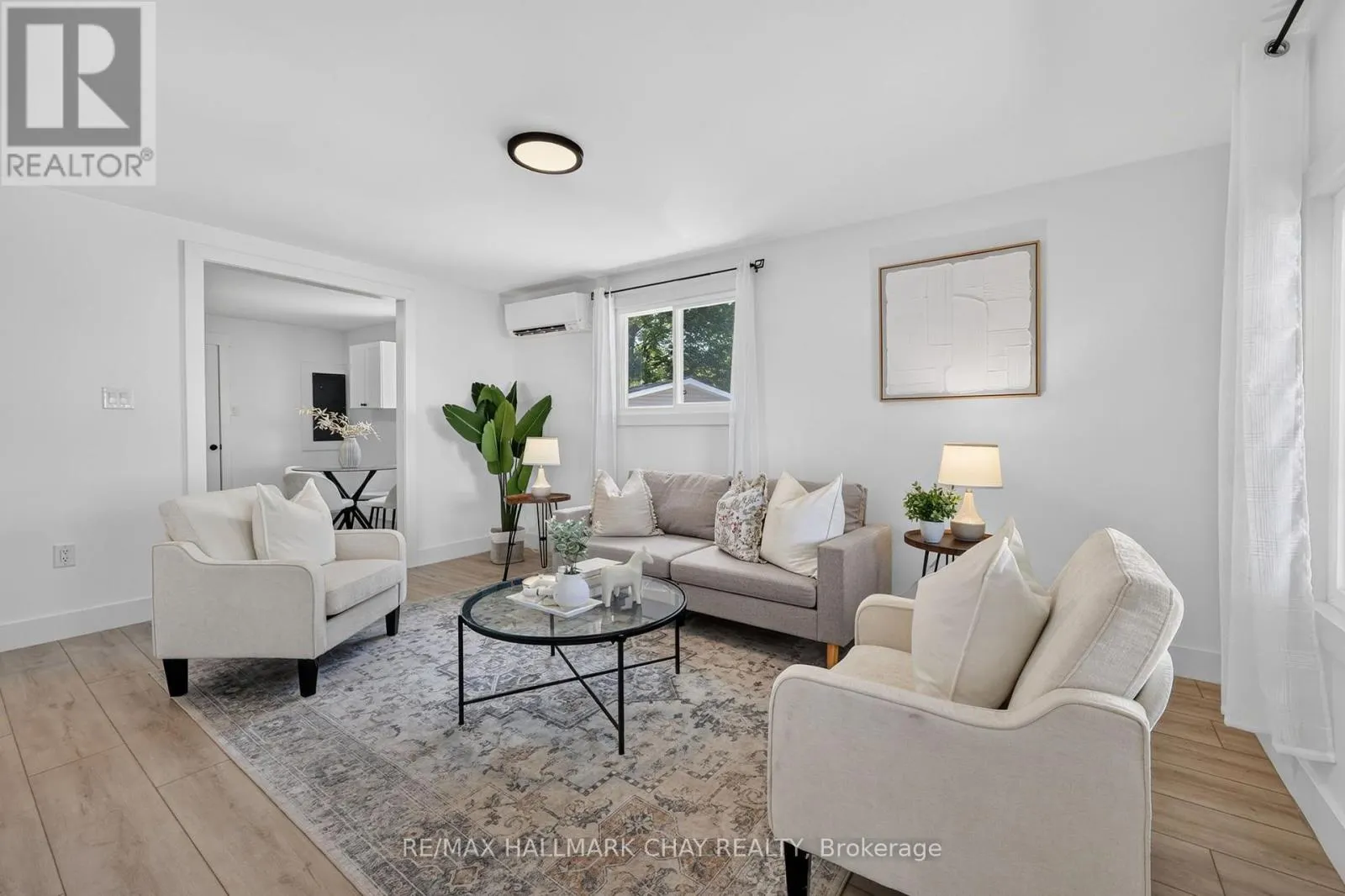 7 VICTORY CRESCENT