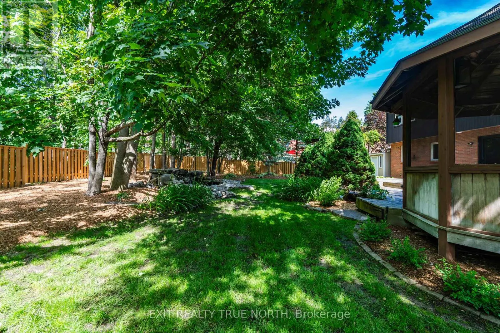 14 ROSEWOOD AVENUE