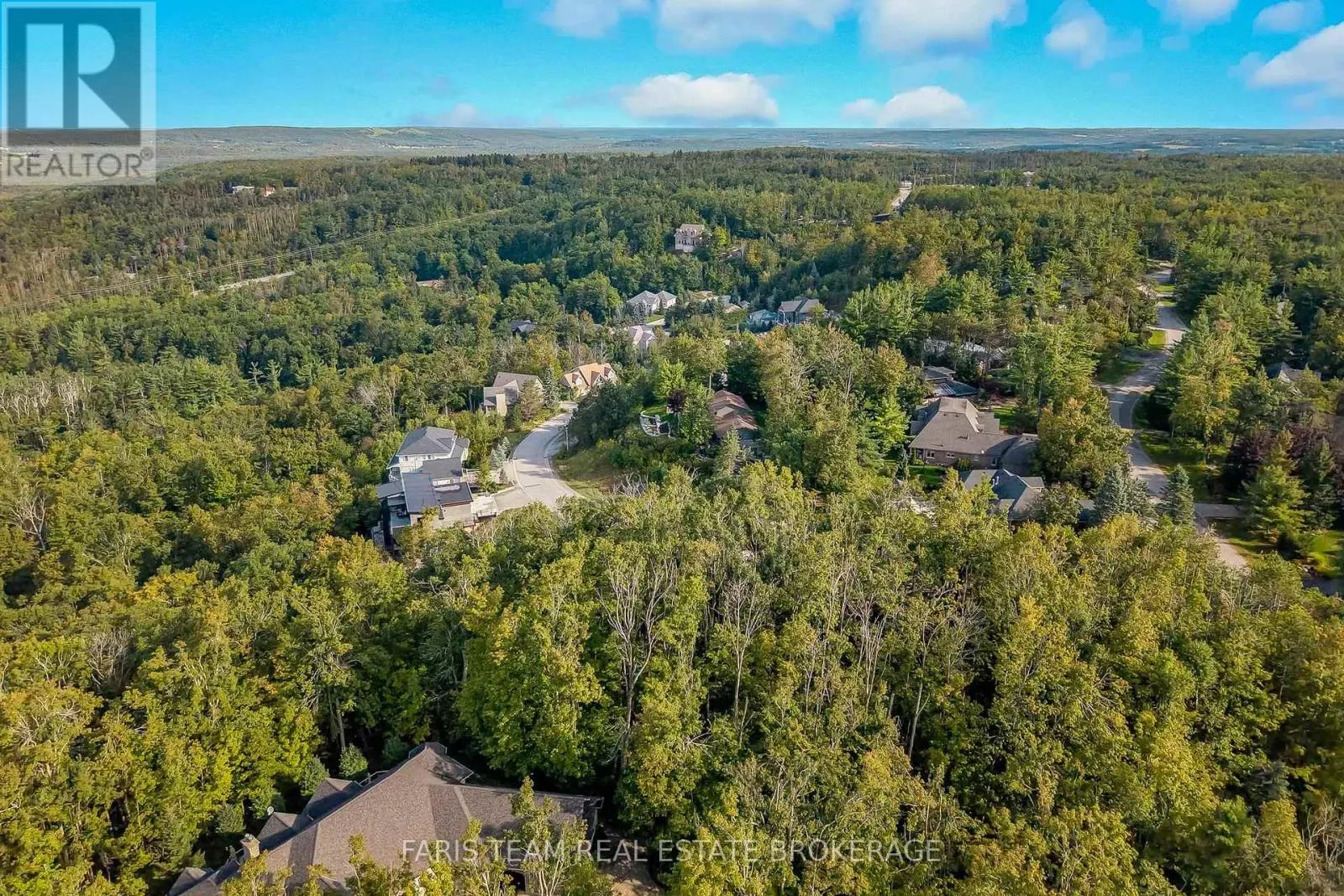 3 VALLEYCREST DRIVE