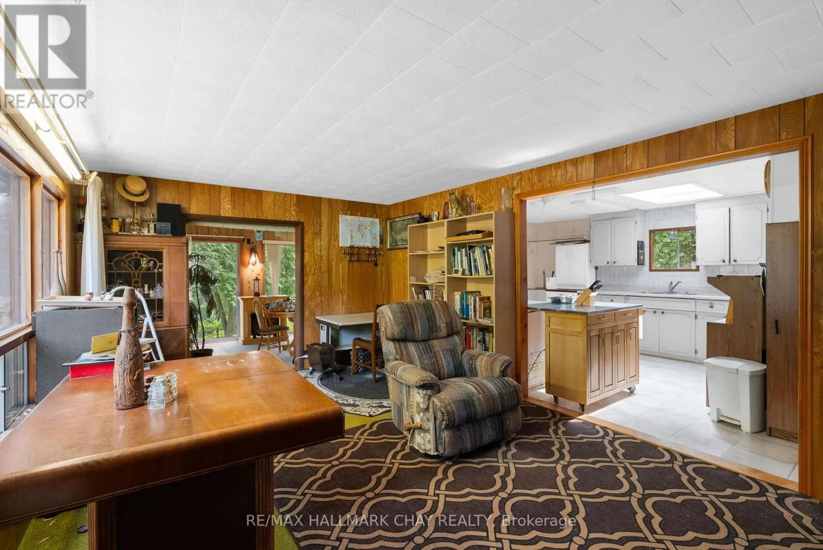 8051 COUNTY ROAD 9