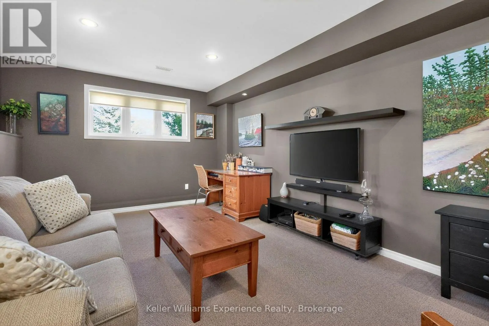 53 THERRIEN COURT