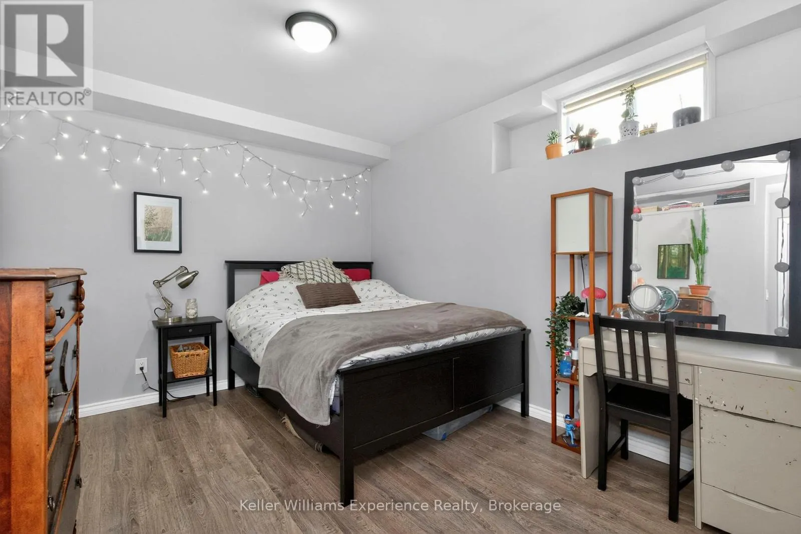 53 THERRIEN COURT
