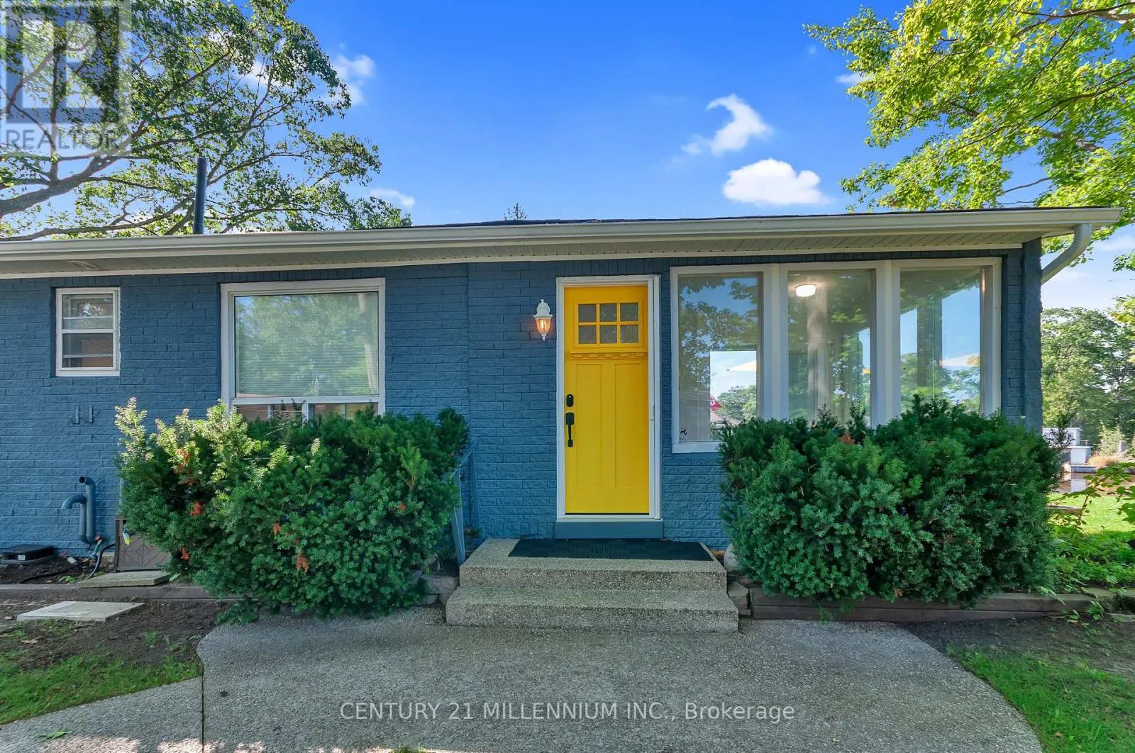68 EDGEWATER ROAD