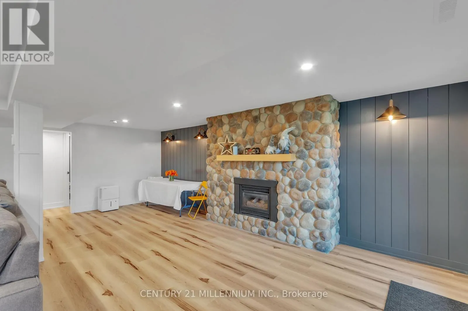 68 EDGEWATER ROAD