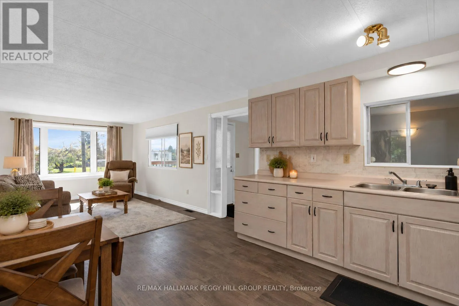 17 BALANTRAE DRIVE
