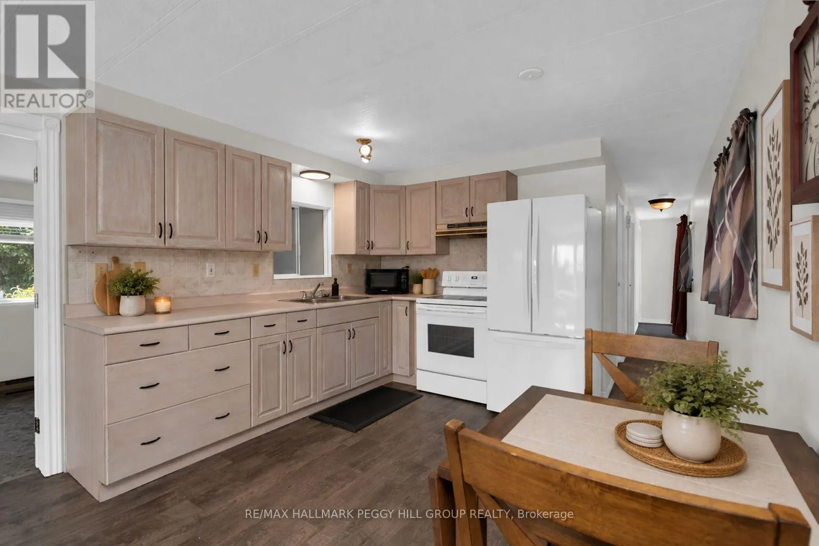 17 BALANTRAE DRIVE