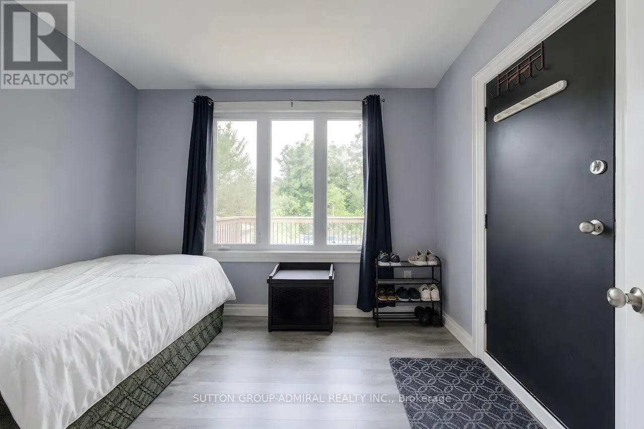 UPPER 2 FLOORS - 121 SEVENTH STREET