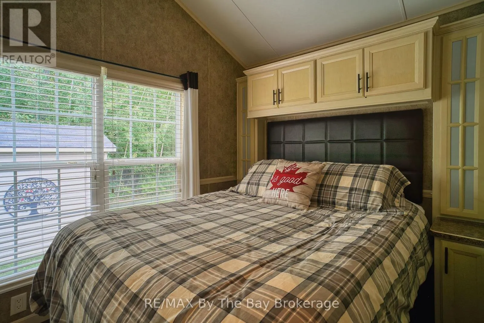 107 MADAWASKA TRAIL