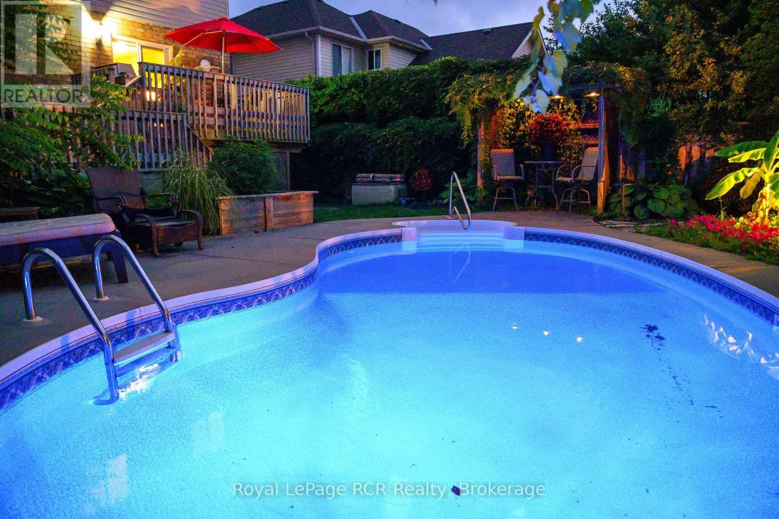 23 MARINA CRESCENT