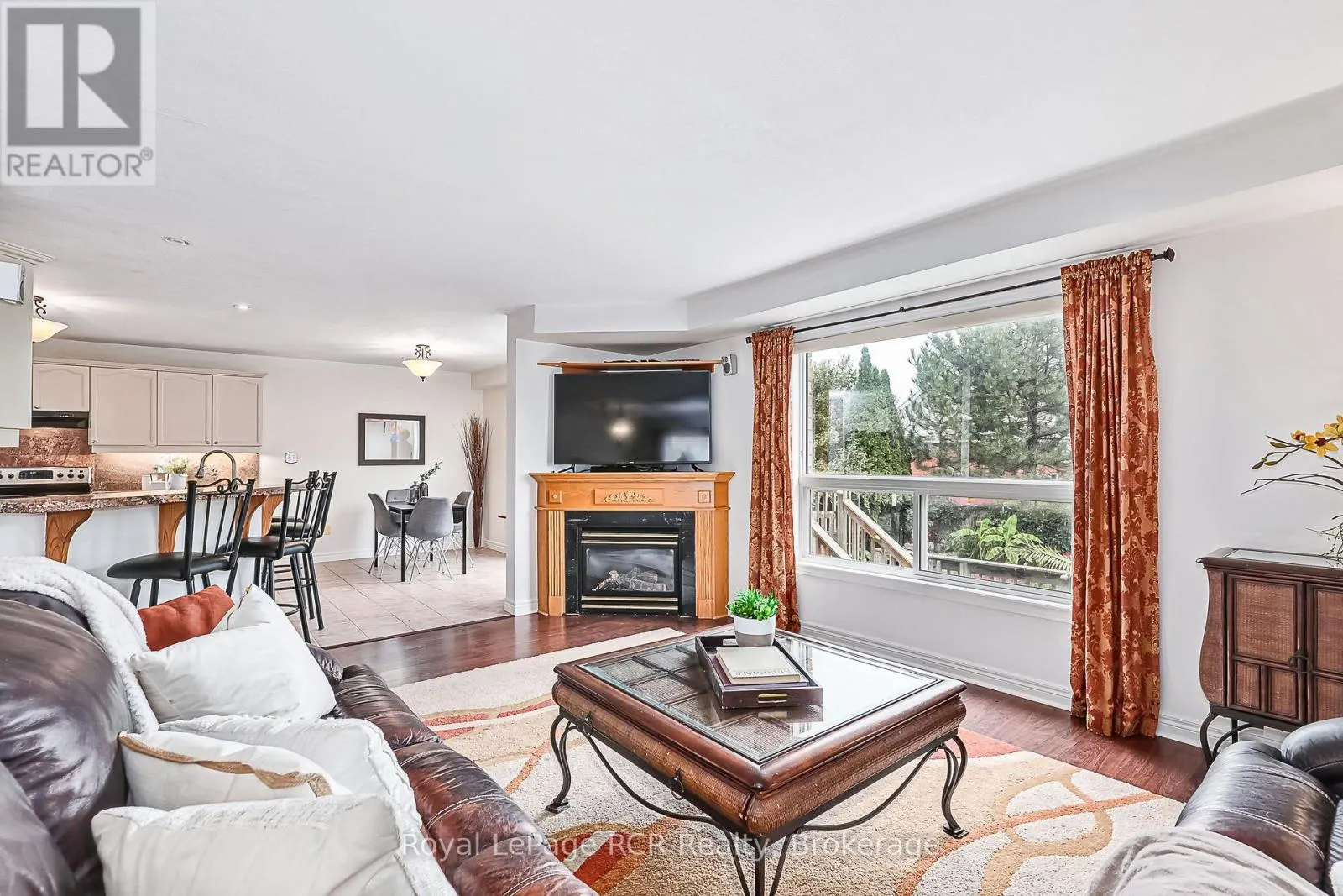 23 MARINA CRESCENT