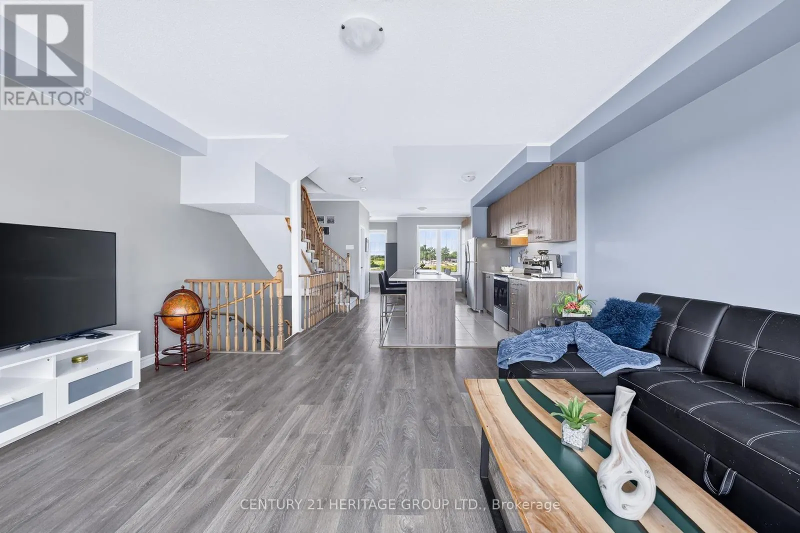 57 SURF DRIVE