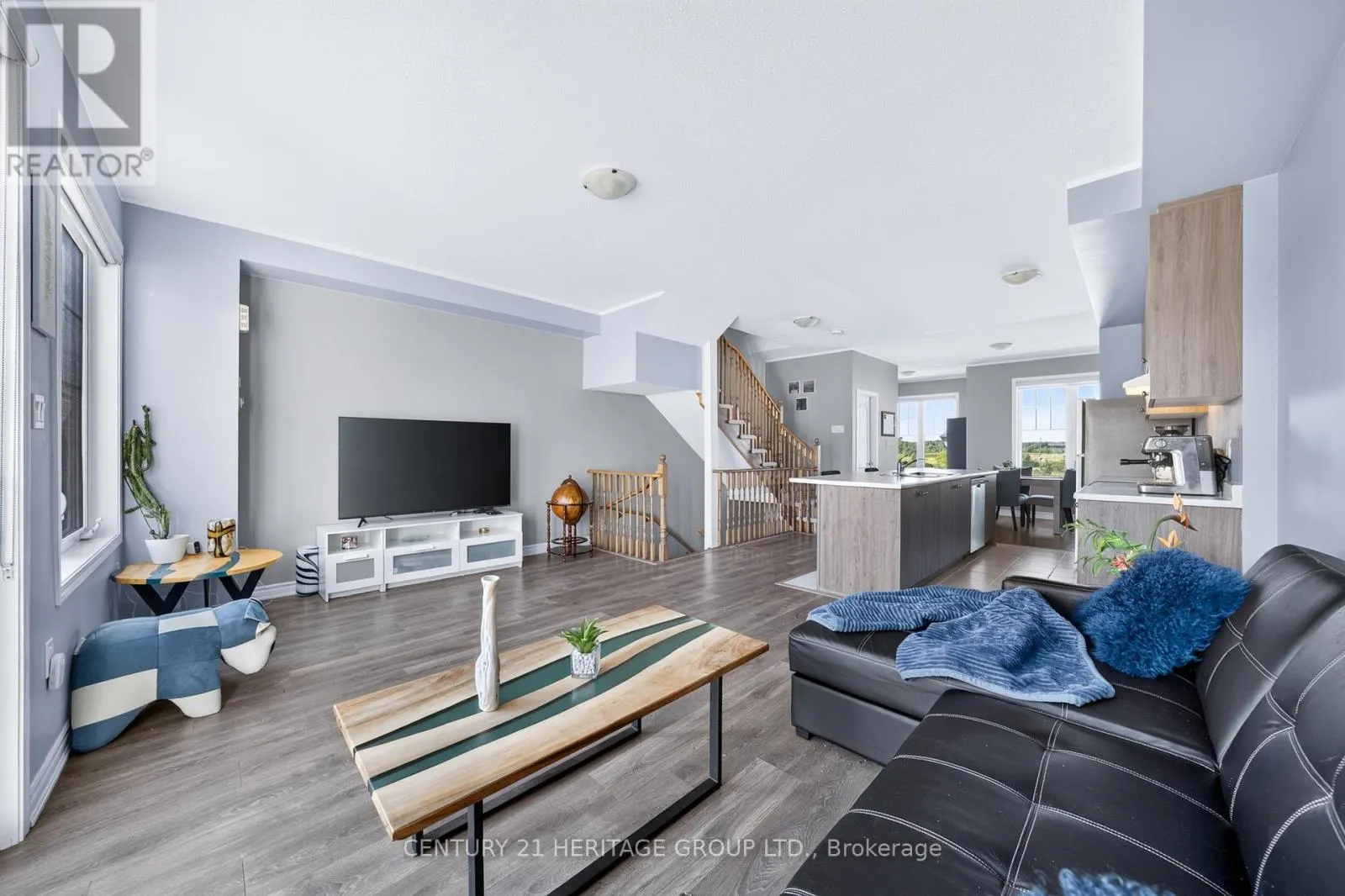 57 SURF DRIVE