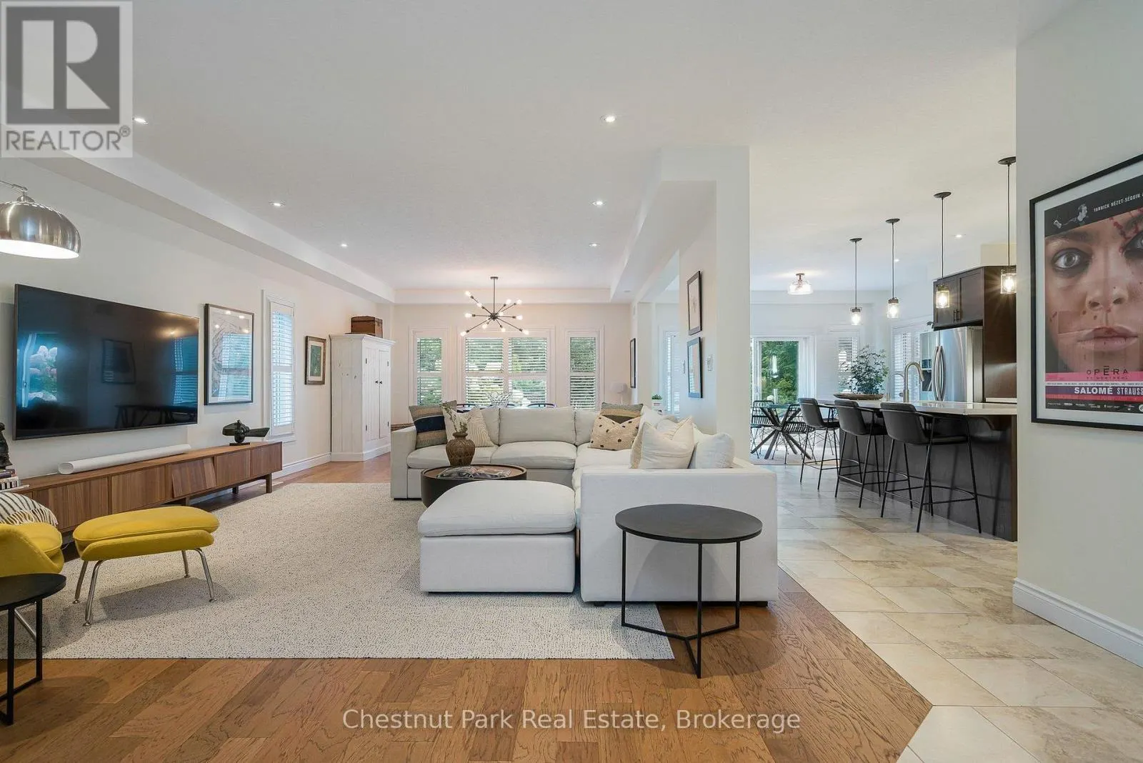 35 KAYLA CRESCENT