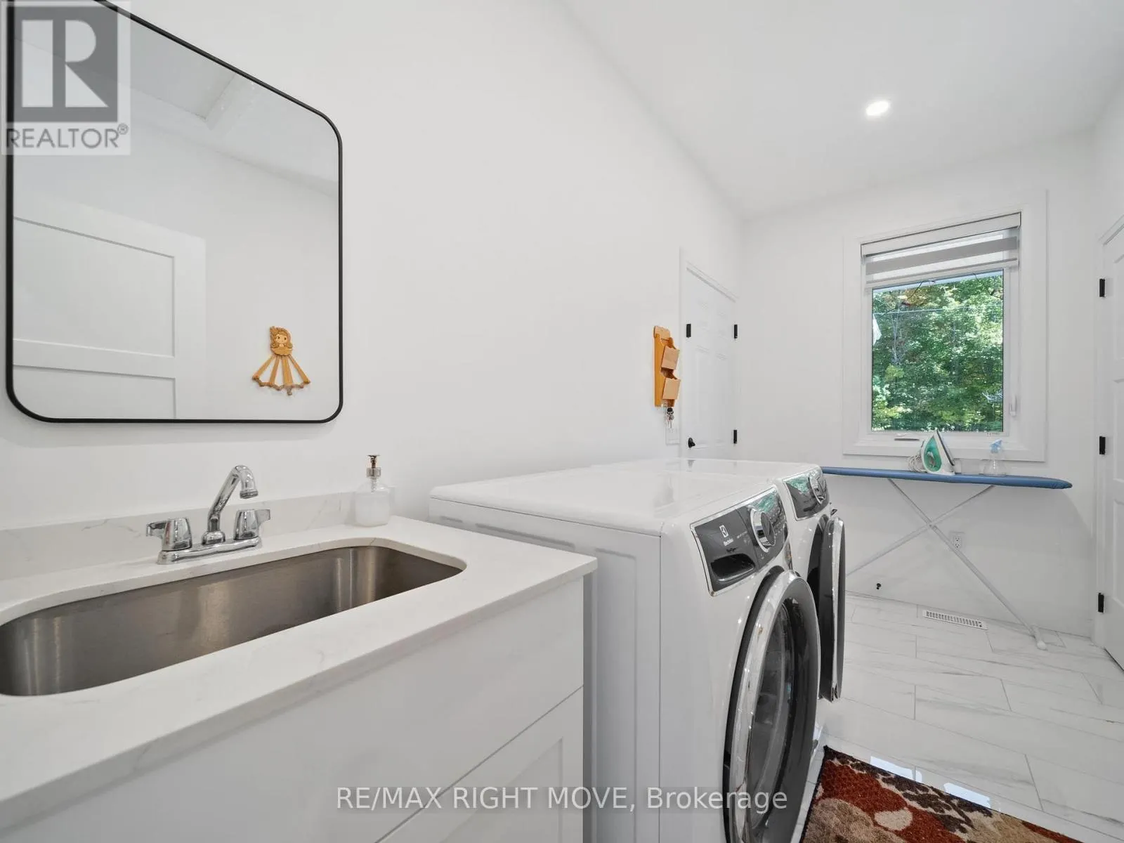 22 BELLEHUMEUR ROAD