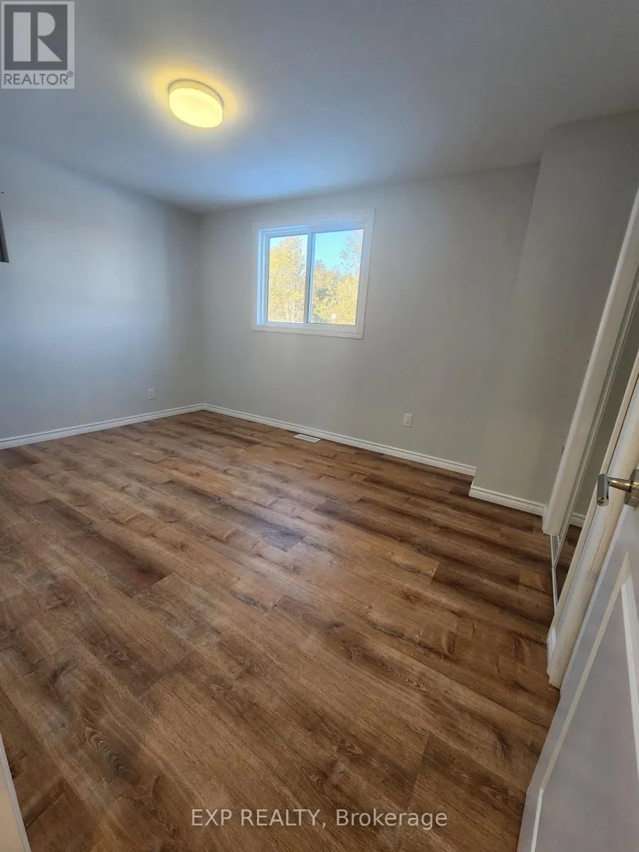 71 LAKESHORE ROAD E