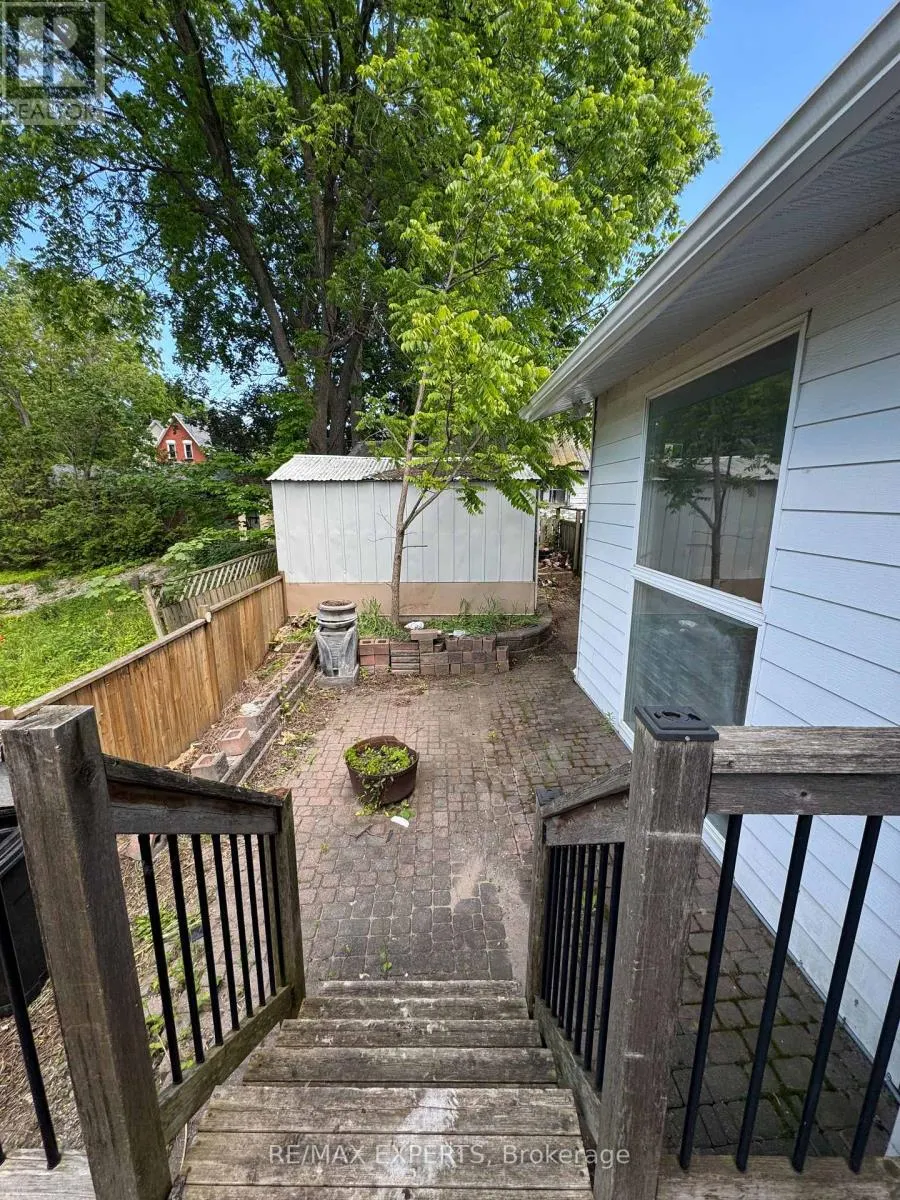 418 DOMINION AVENUE