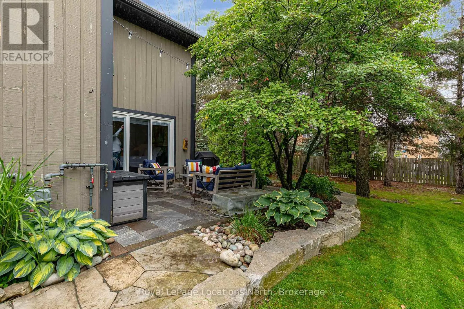423 MARINERS WAY
