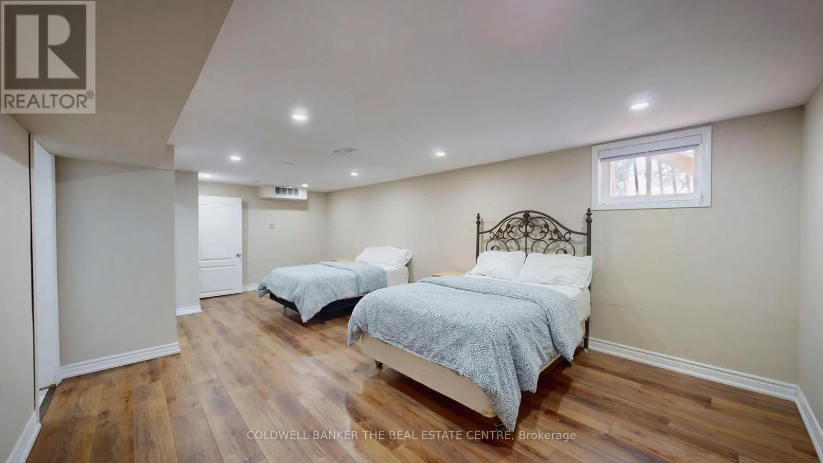 3919 TREELINE DRIVE