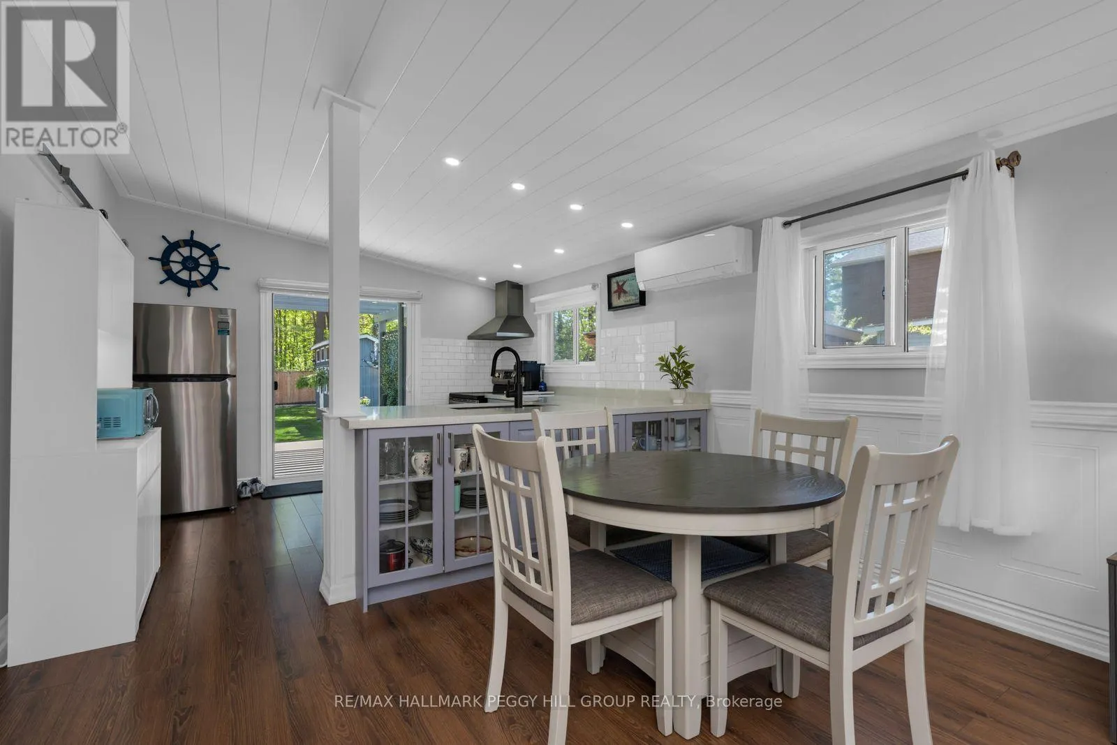 41 LAIDLAW STREET