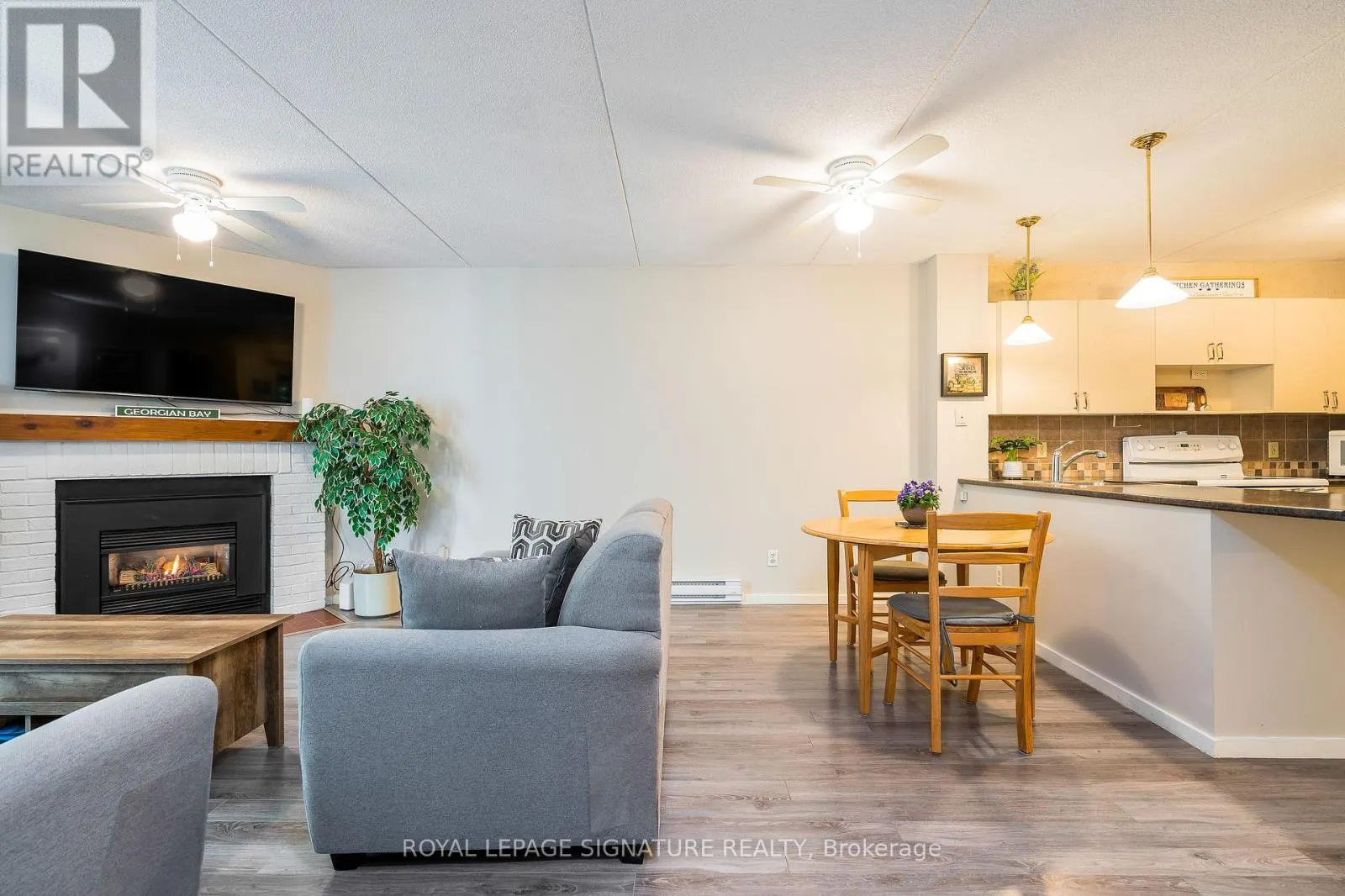 179 - 49 TROTT BOULEVARD