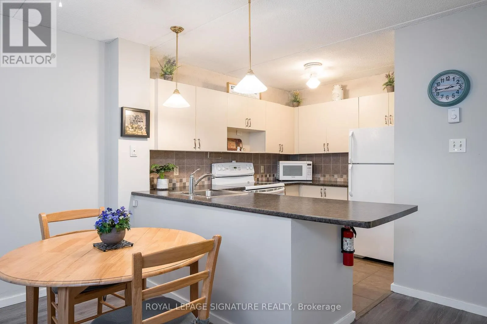 179 - 49 TROTT BOULEVARD