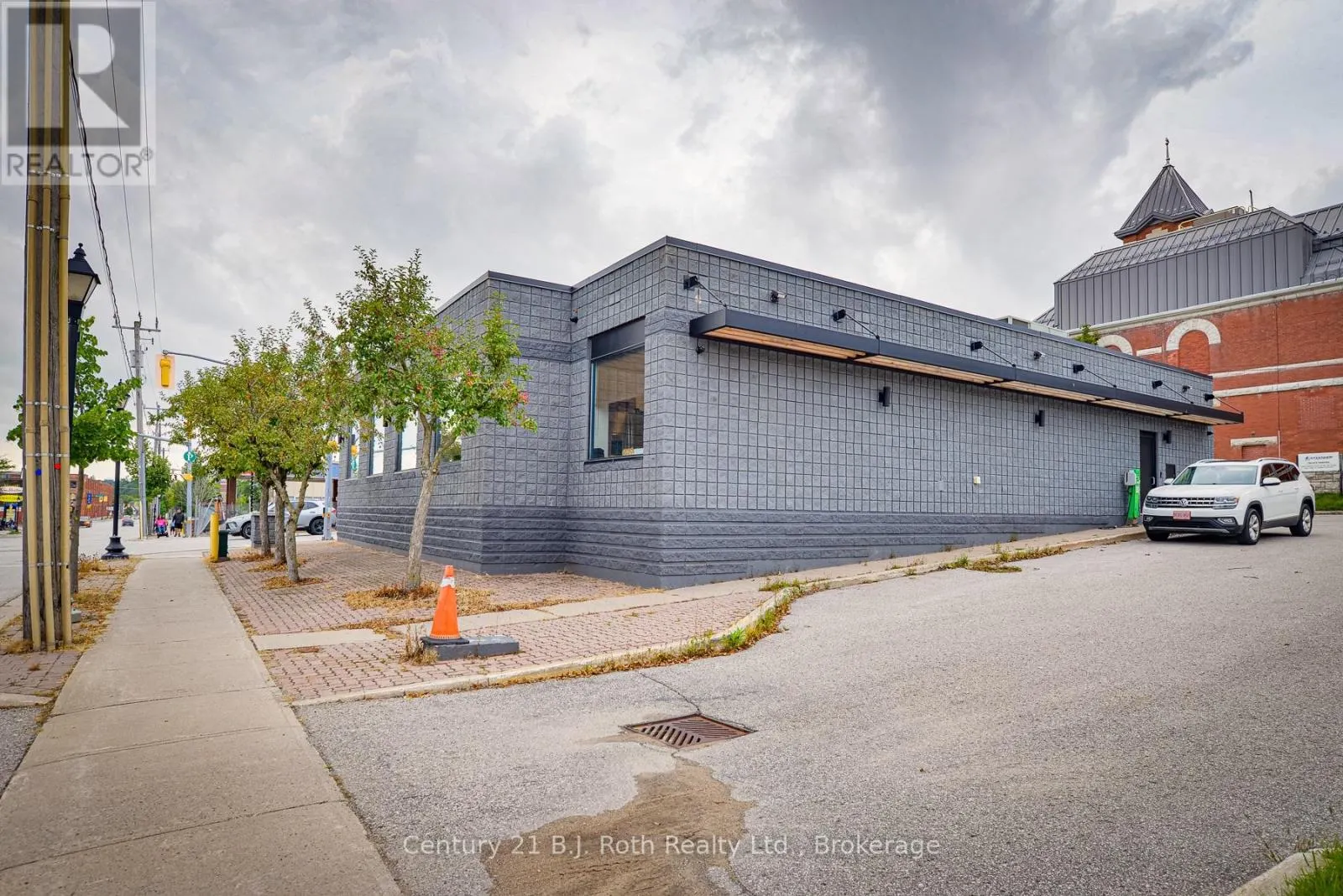 40 PETER STREET S