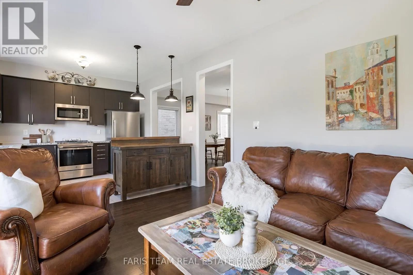 207 SPRINGFIELD CRESCENT