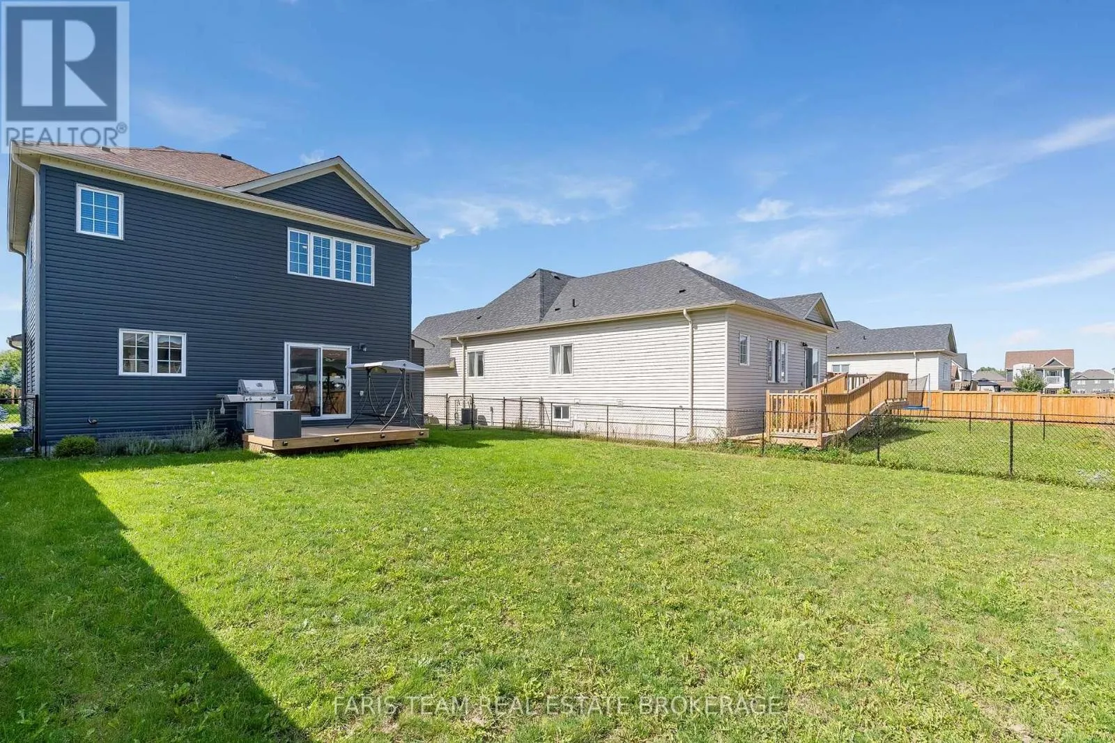 207 SPRINGFIELD CRESCENT