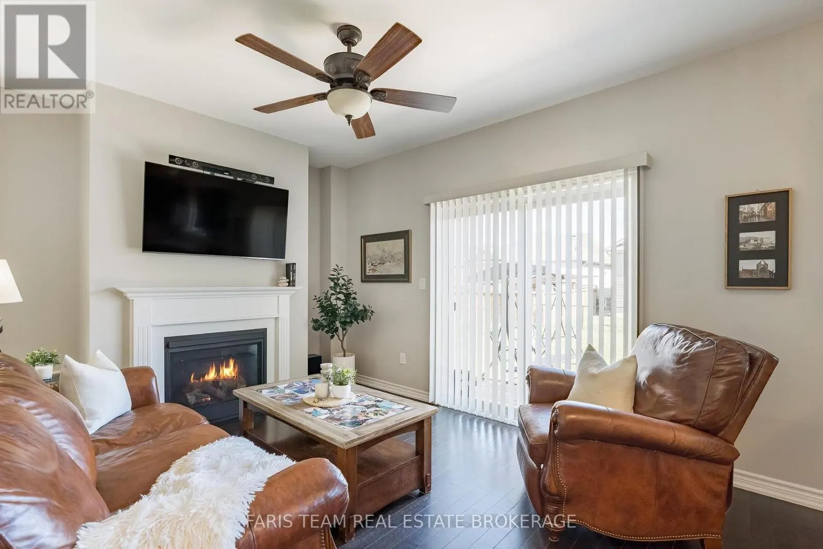 207 SPRINGFIELD CRESCENT