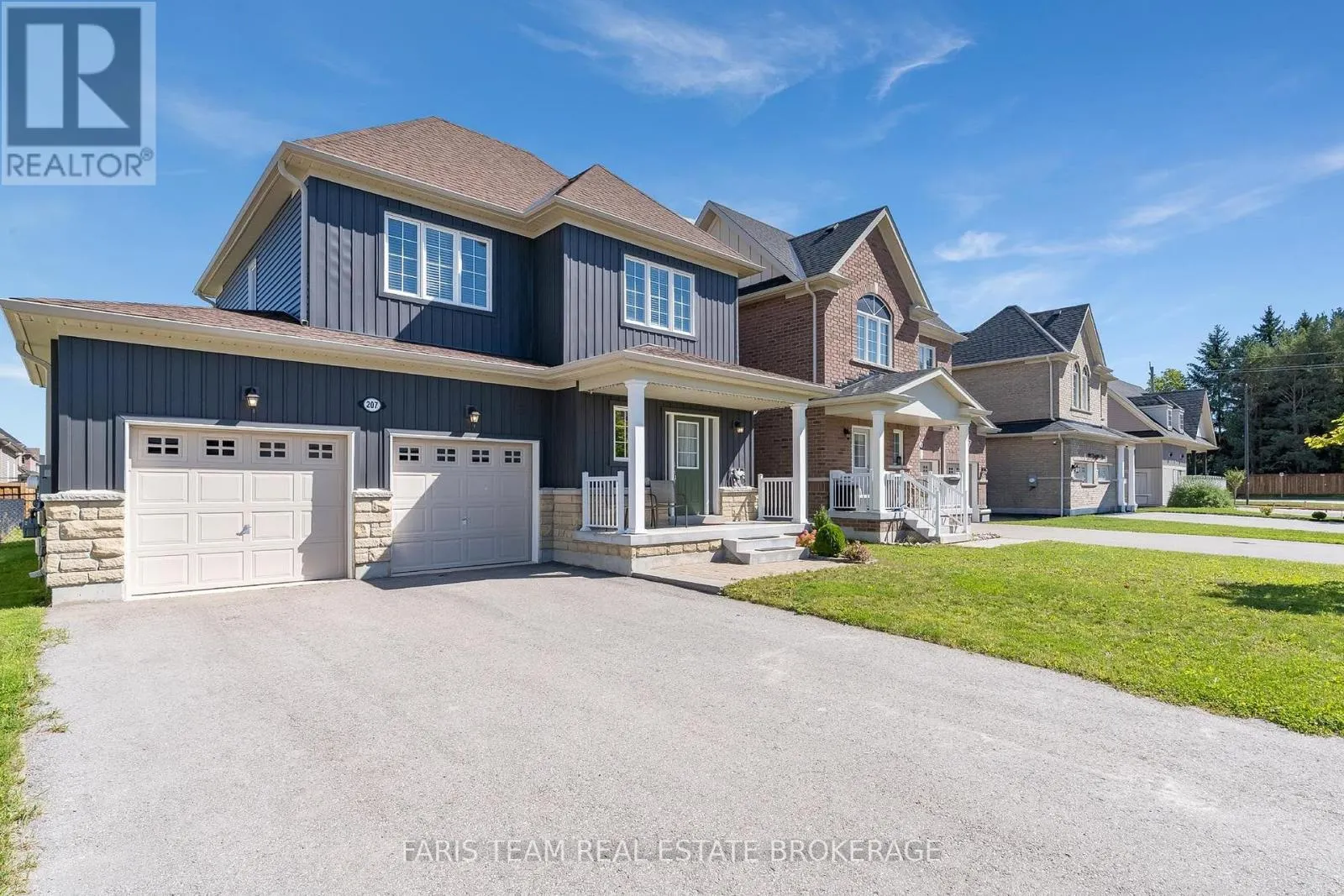 207 SPRINGFIELD CRESCENT