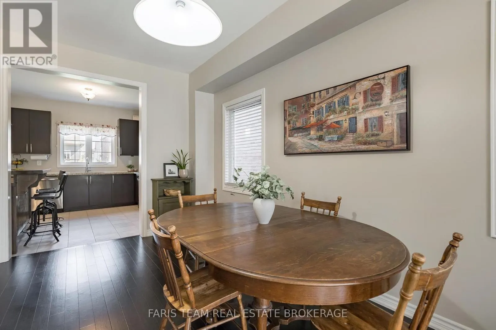 207 SPRINGFIELD CRESCENT