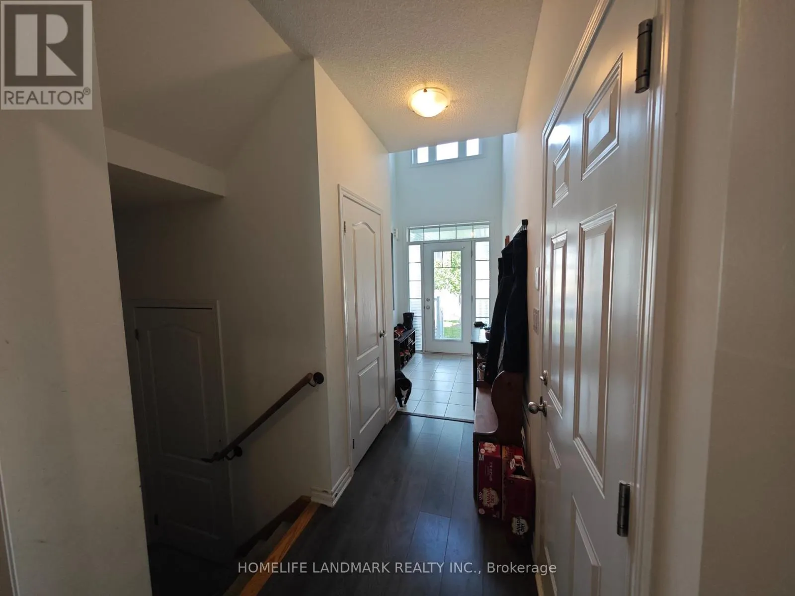 12 CATAMARAN DRIVE