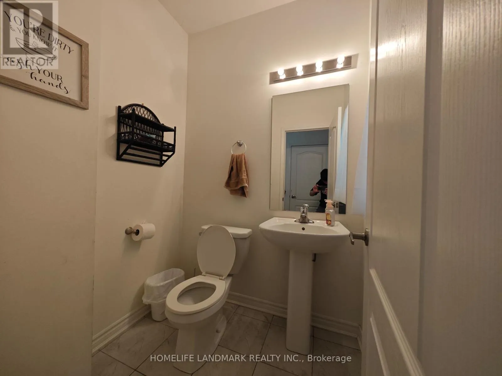 12 CATAMARAN DRIVE