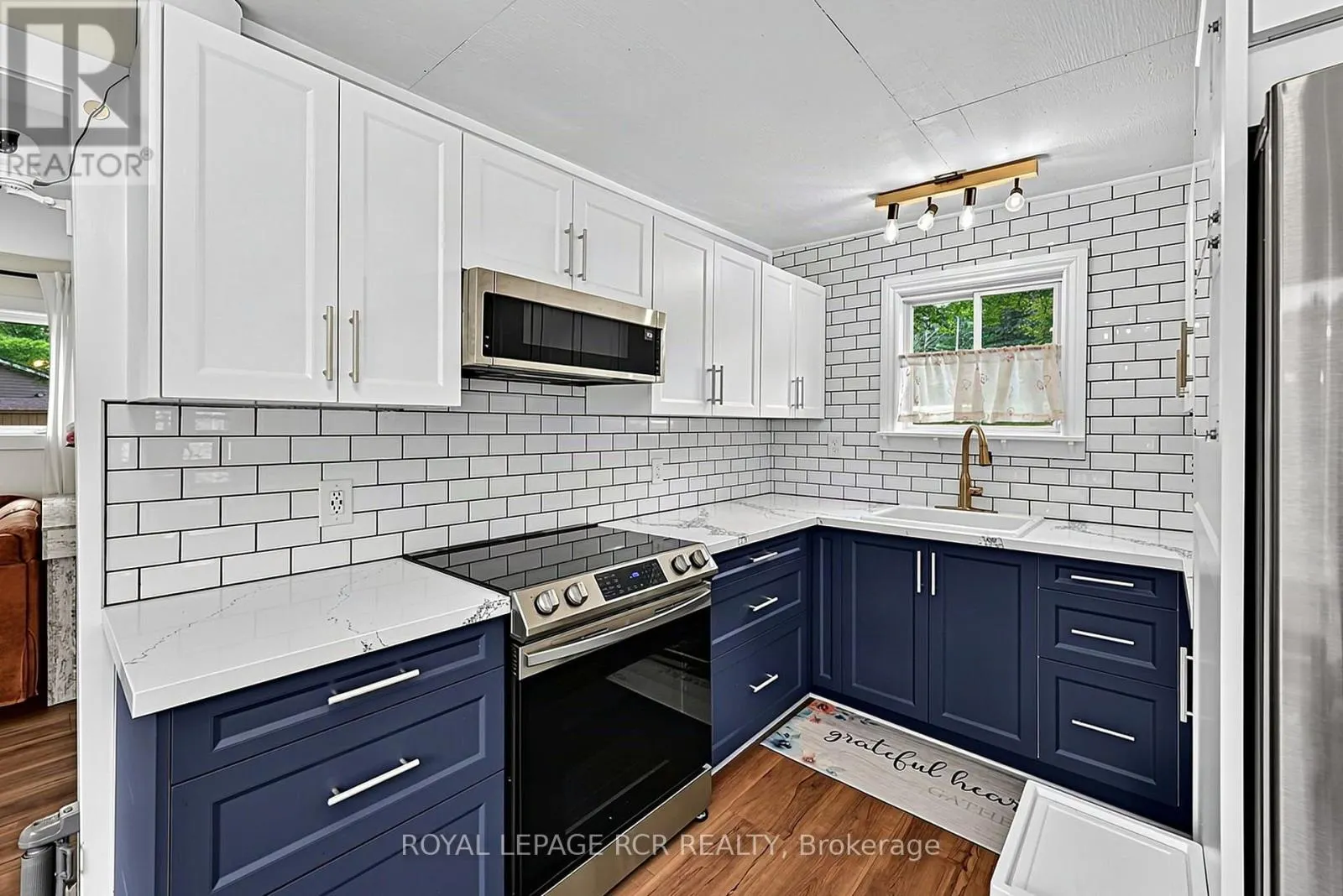 3004 MOYNES ROAD