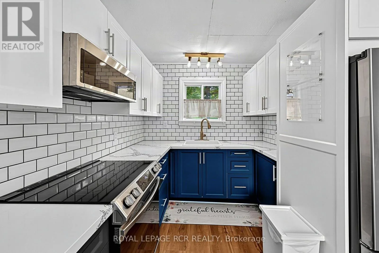 3004 MOYNES ROAD