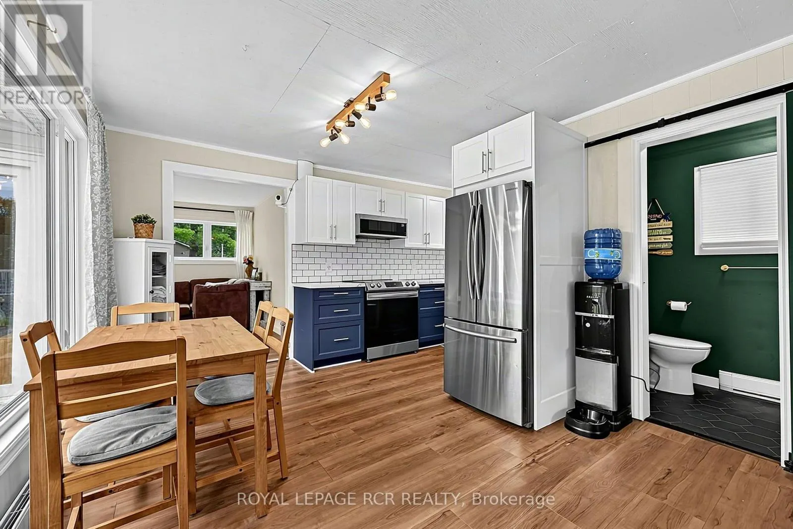 3004 MOYNES ROAD