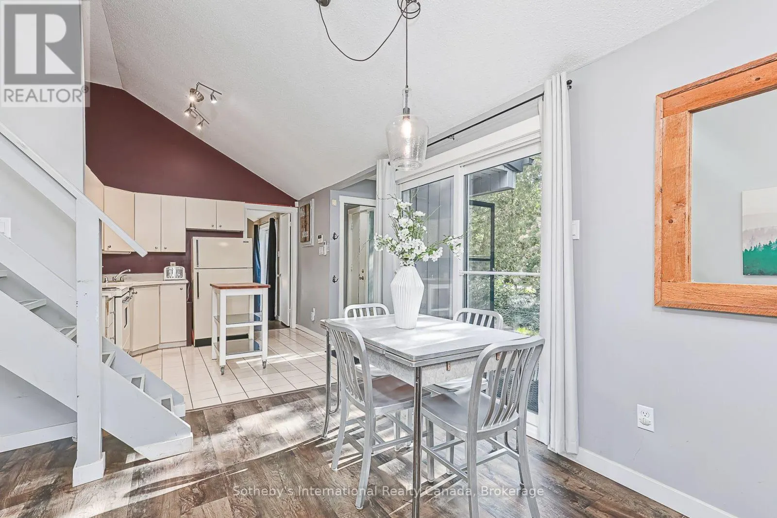 442 OXBOW CRESCENT