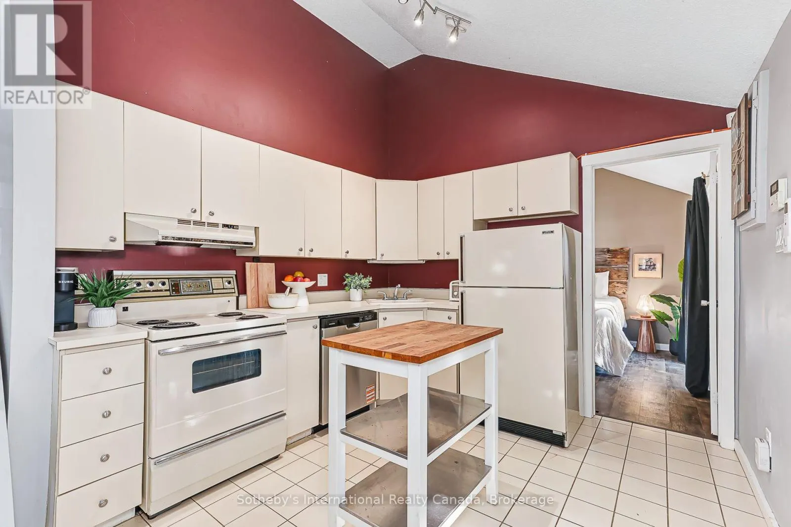 442 OXBOW CRESCENT