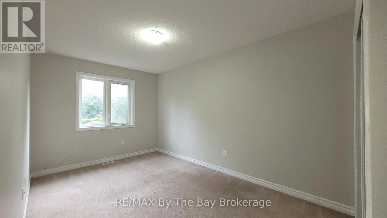28 ARCADIA DRIVE