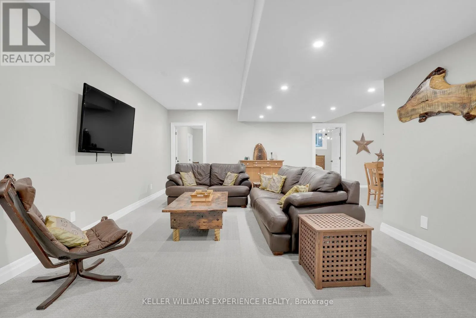 41 HERON BOULEVARD