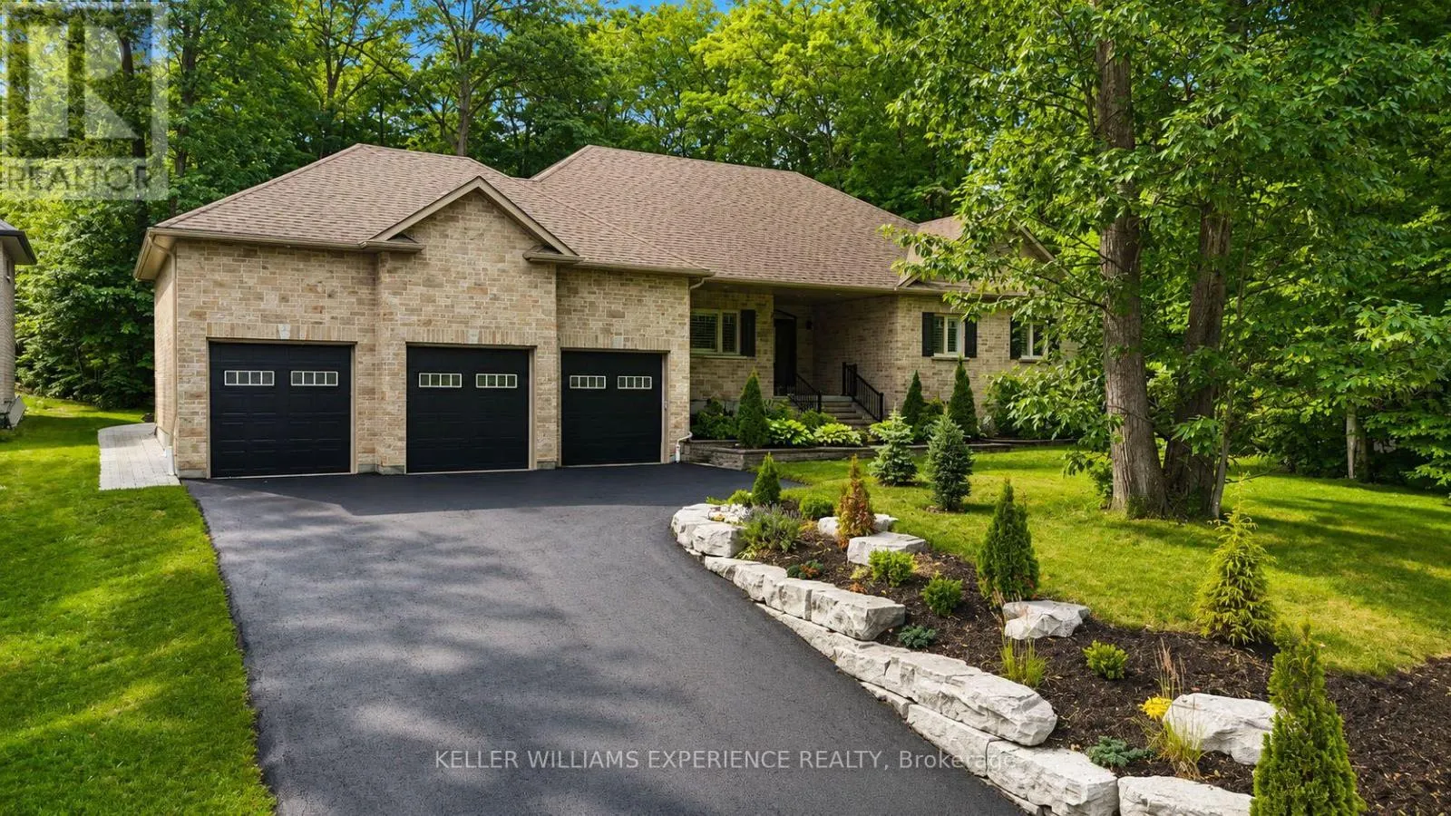 41 HERON BOULEVARD