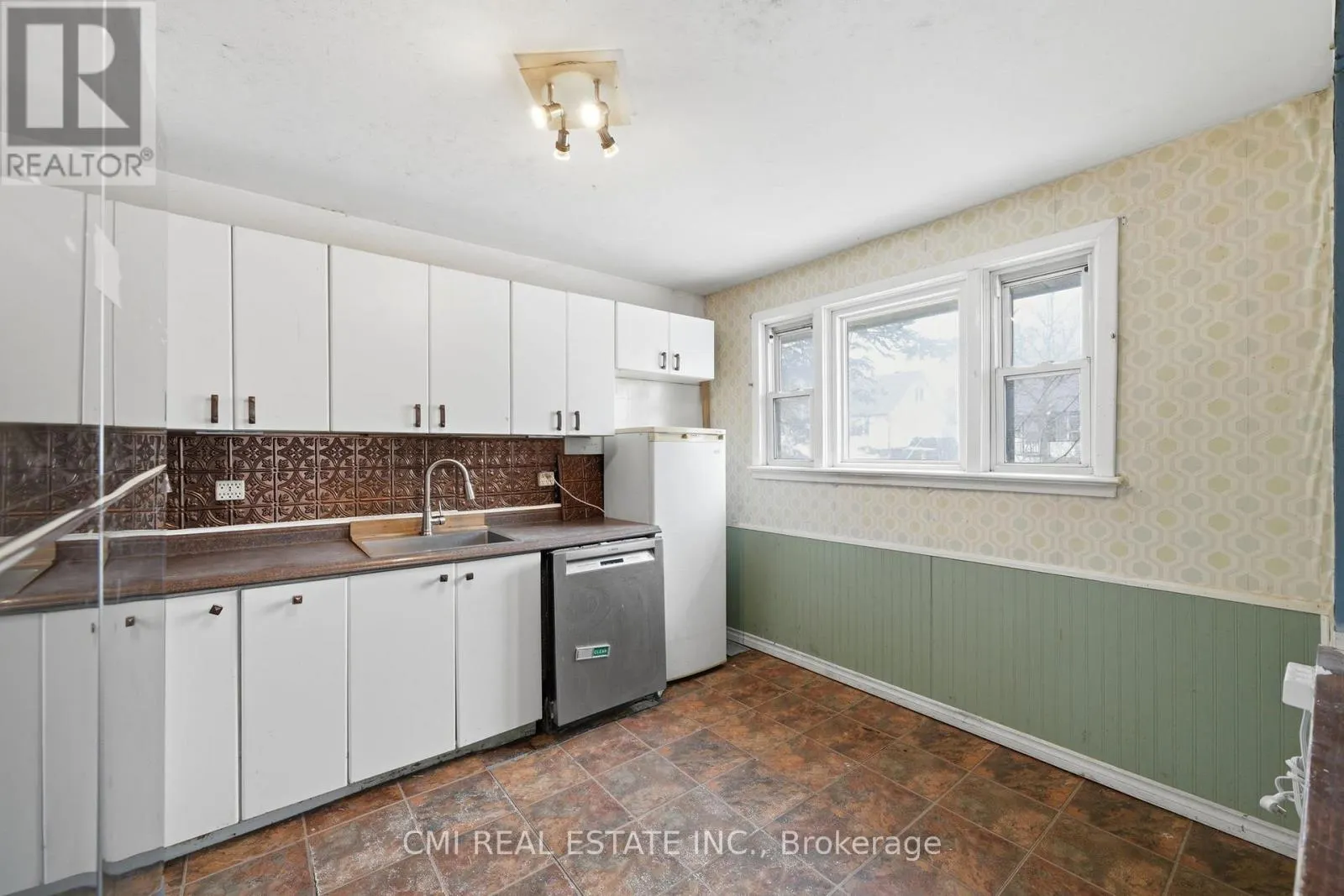 345 LINWOOD AVENUE