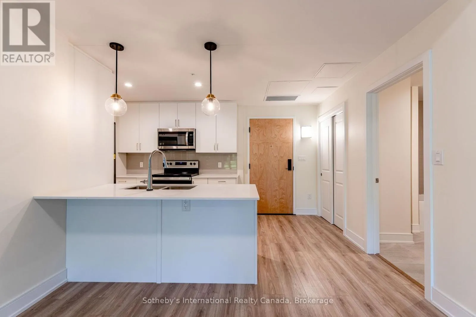 316 - 121 MARY STREET #316