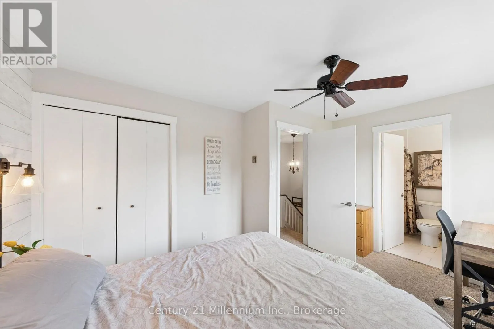 156 ESCARPMENT CRESCENT