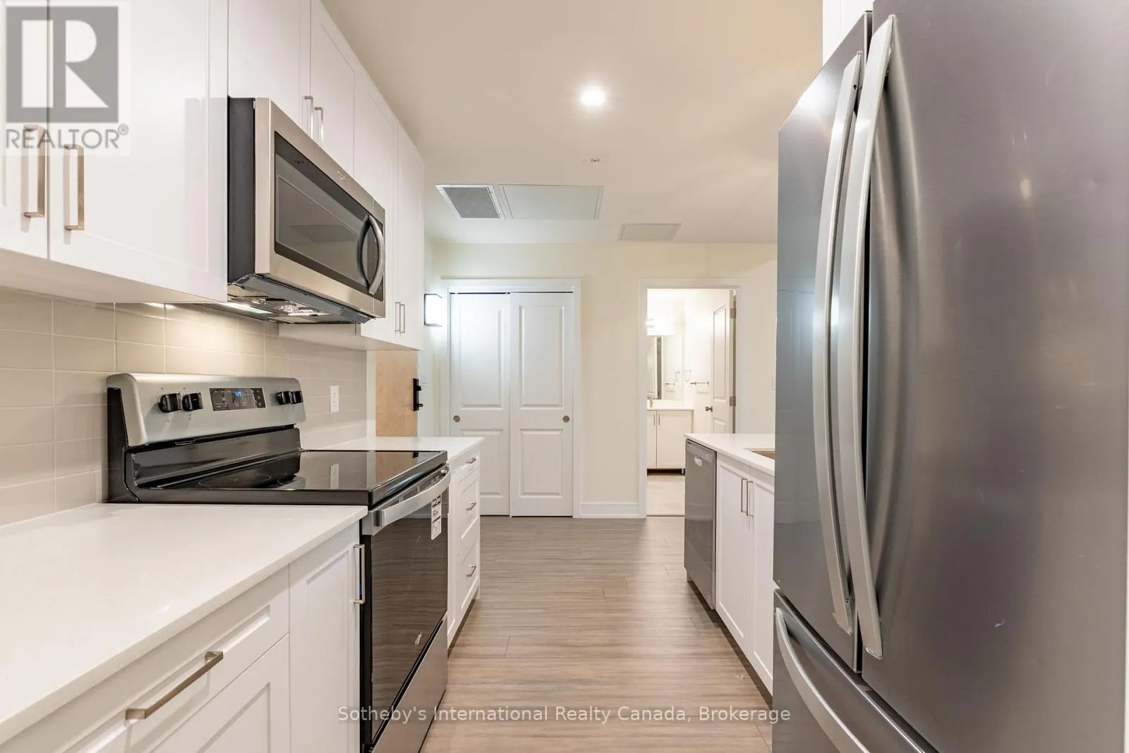 418 - 121 MARY STREET #418