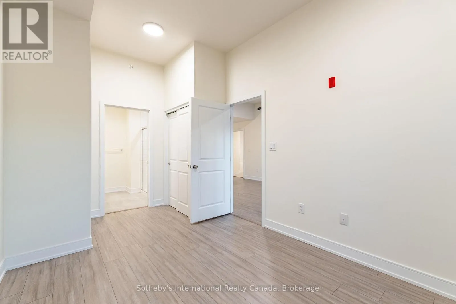 418 - 121 MARY STREET #418