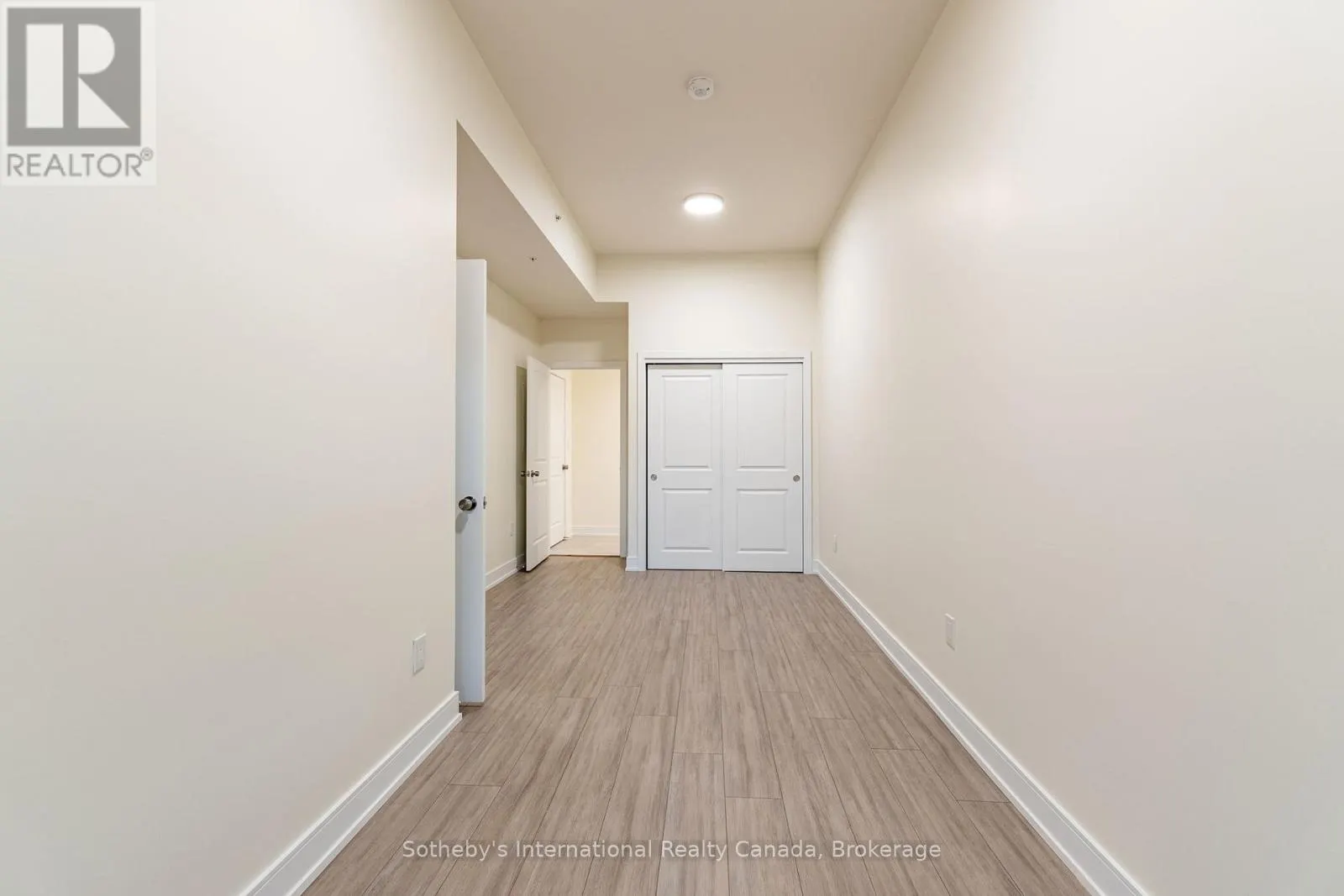 418 - 121 MARY STREET #418