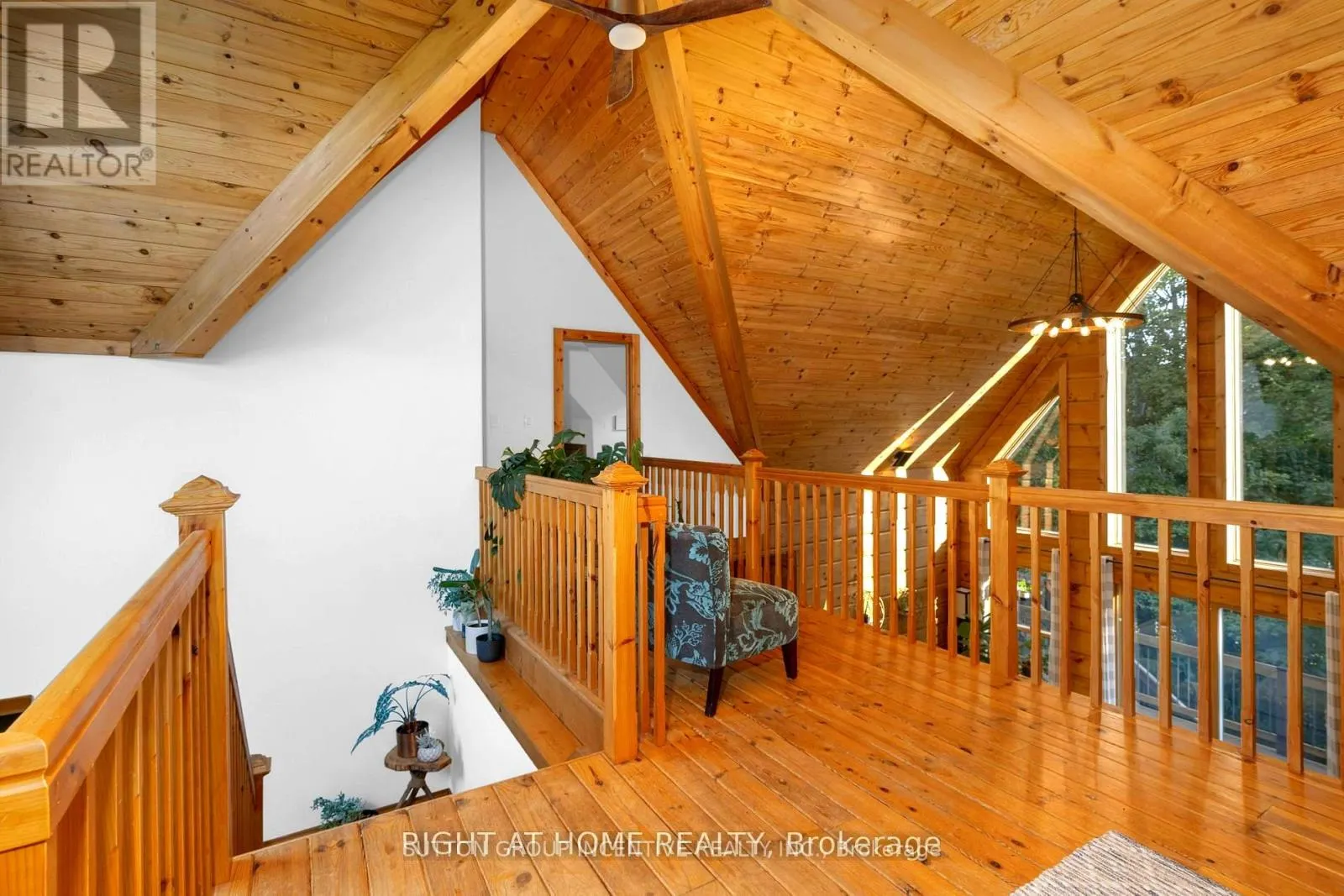 17 BRIDLE PATH
