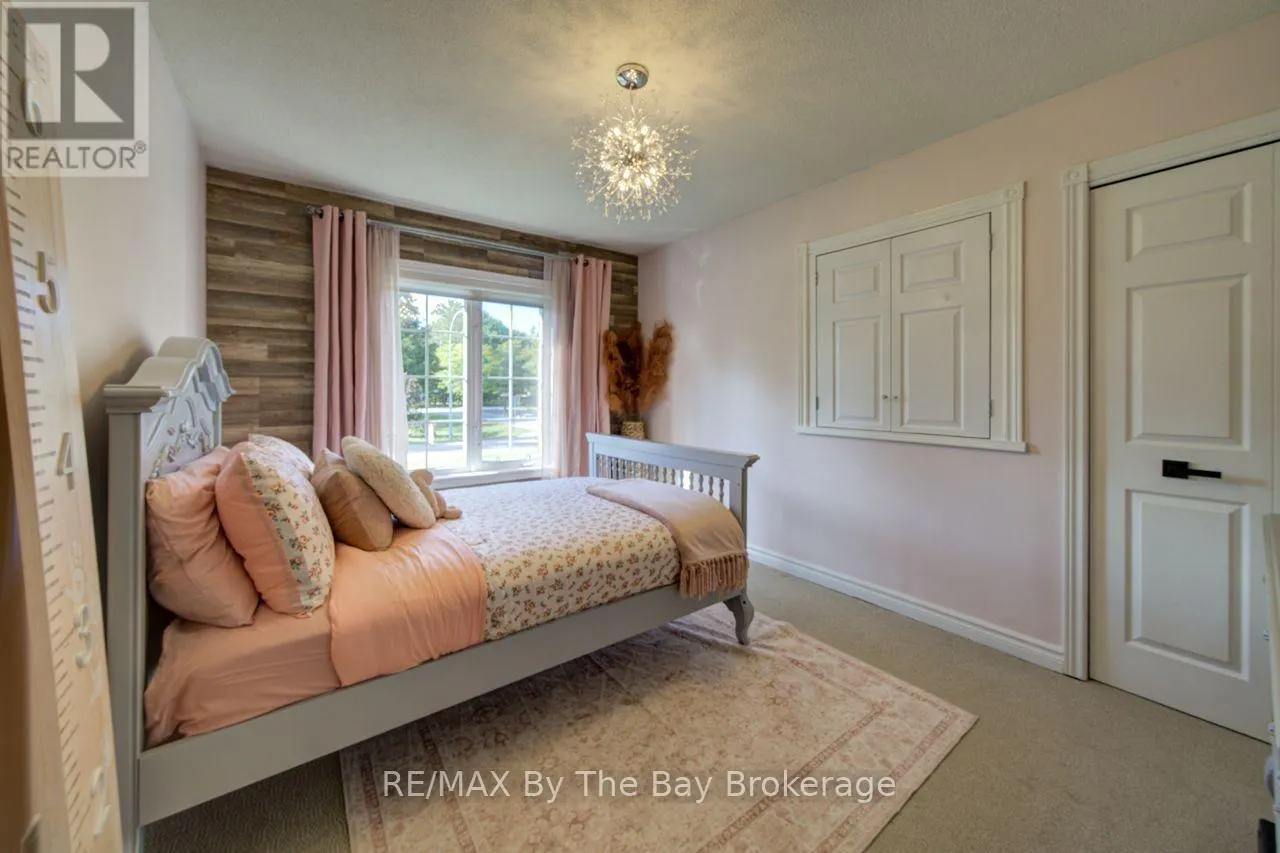 29 DOWNER CRESCENT